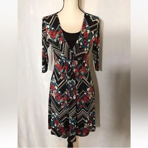 NWOT Purple Rain 3/4 Sleeve Black Chevron Floral Print V-Neck Dress